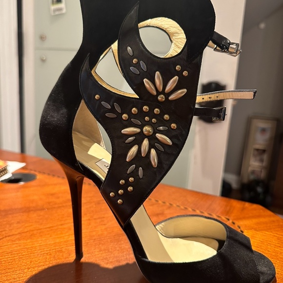 Jimmy Choo London limited edition size 40 EU or 8.5 US